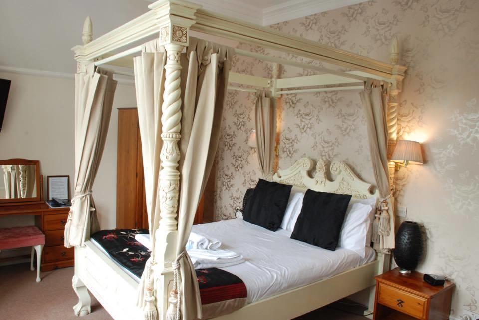 Laurel Cottage Bowness Room photo